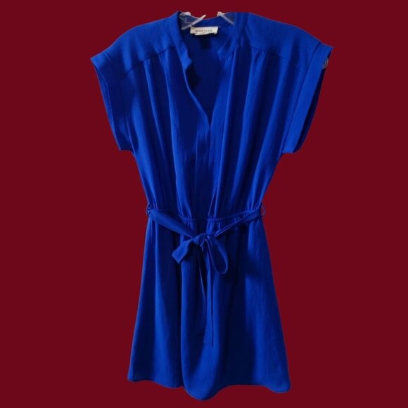 Monteau Short-Sleeve Royal Blue Dress With Belt Size Small - Picture 11 of 15